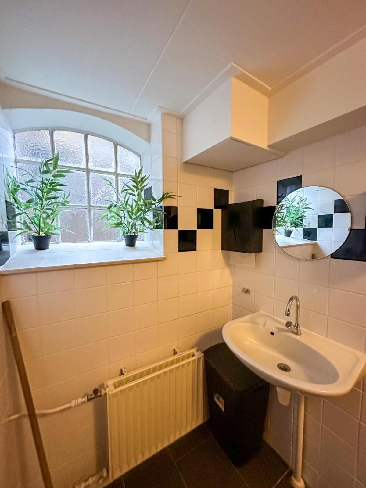 'T Lytse Knipke Bed & Breakfast Lemmer Bagian luar foto